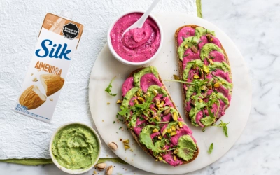 Tostada de remolacha y palta