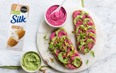 Tostada de remolacha y palta
